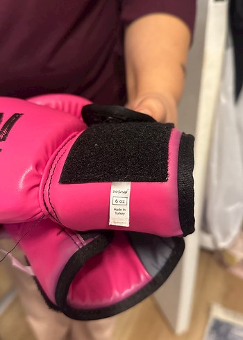 Pembe Velcro Bantlı Boks Eldiveni 6 numara - Görsel 3