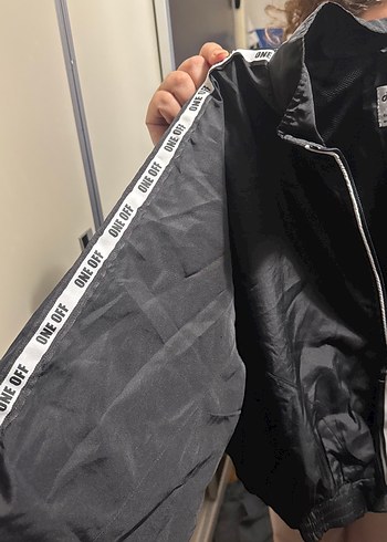 Siyah Fermuarlı Kadın Ceket - Görsel 2