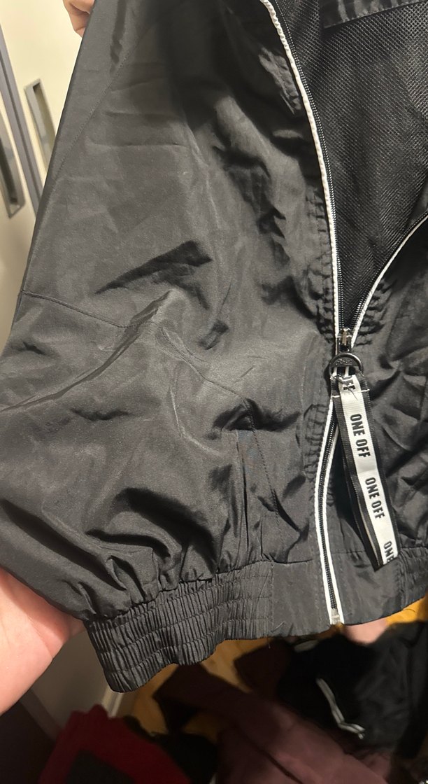 Siyah Fermuarlı Kadın Ceket - Görsel 4