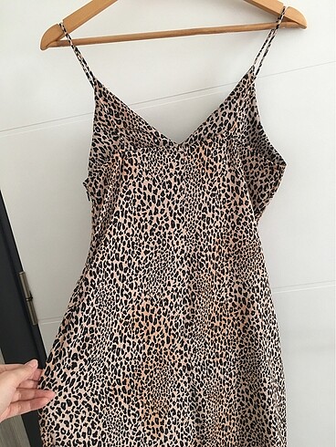 m Beden kahverengi Renk H&M Leopar Desenli Elbise