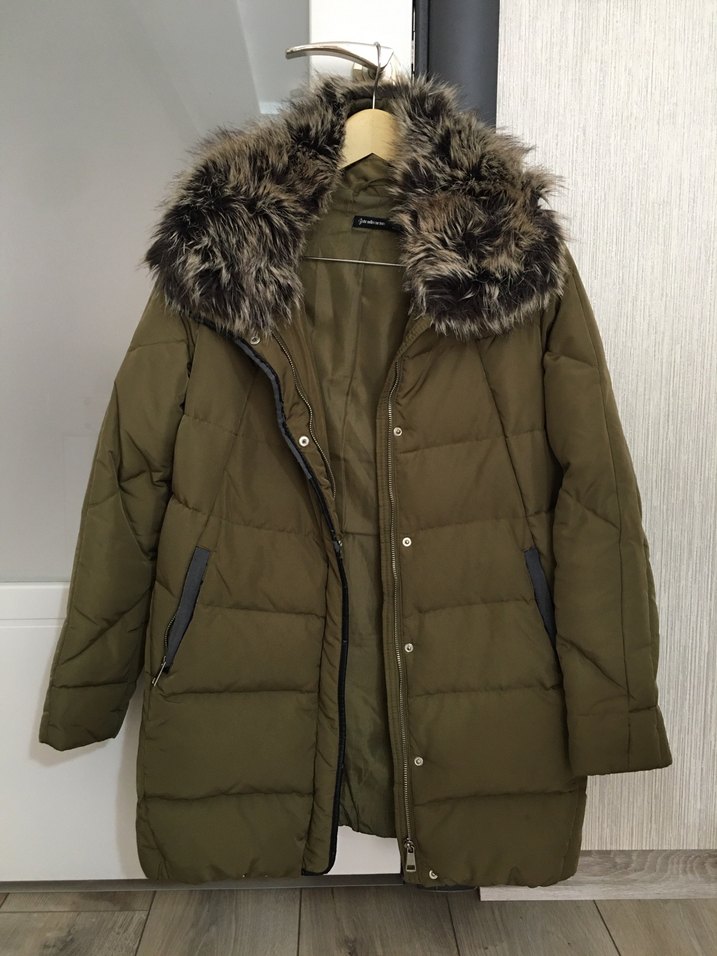 Stradivarius Kaz Tüyü Şişme Mont S Beden - Görsel 5