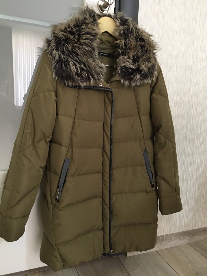 Stradivarius Kaz Tüyü Şişme Mont S Beden - Görsel 2