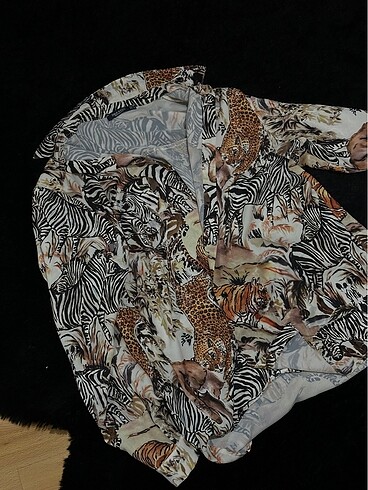 LEOPAR DESENLİ GÖMLEK