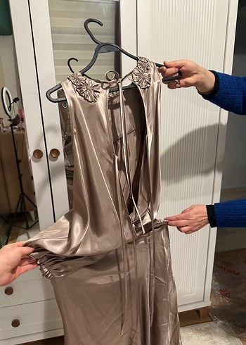 Nakışlı, V Yakalı, Uzun Hamile Abiyesi ILMIO - Görsel 8