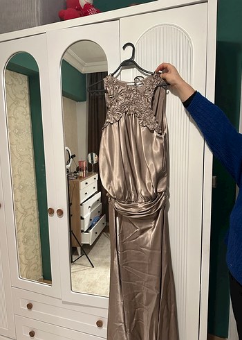 Nakışlı, V Yakalı, Uzun Hamile Abiyesi ILMIO - Görsel 3