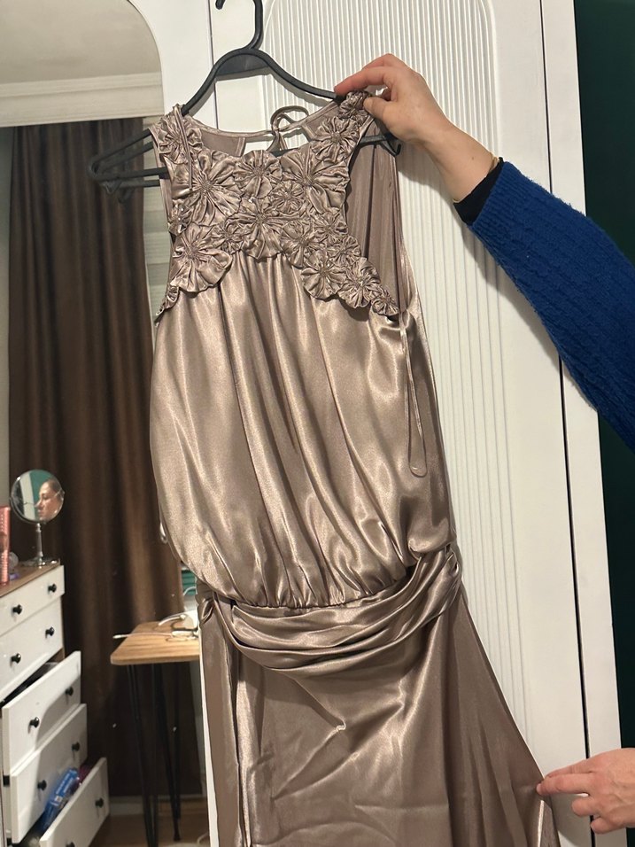 Nakışlı, V Yakalı, Uzun Hamile Abiyesi ILMIO - Görsel 2