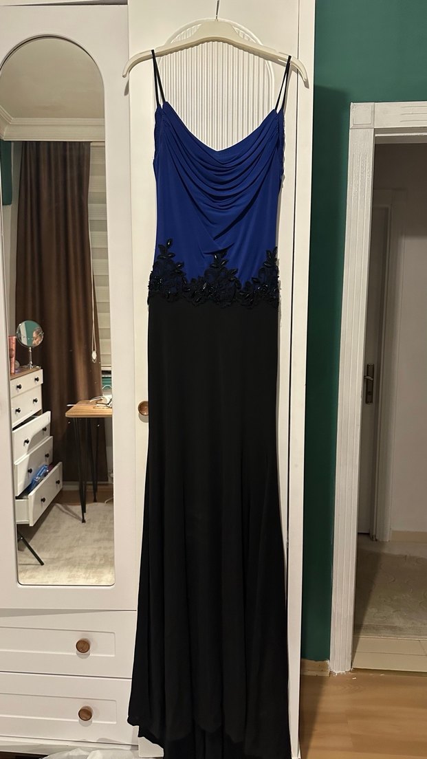 Kadın Mavi Siyah Uzun Drapeli Straplez Elbise - Görsel 5