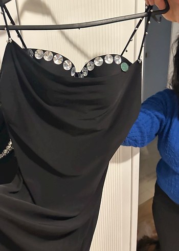 Drapeli Siyah Straplez Midi Abiye Elbise - Görsel 5