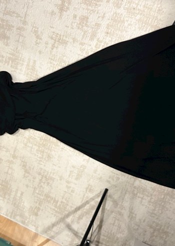 Drapeli Siyah Straplez Midi Abiye Elbise - Görsel 8