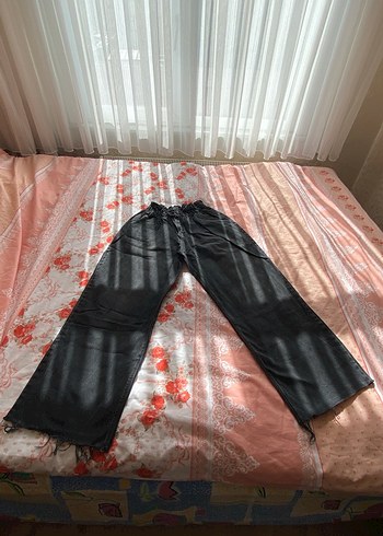 Kadın Siyah Loose Fit Midi Jean