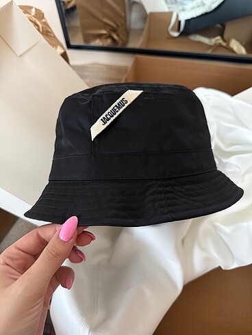 jacquemus sapka 58 beden
