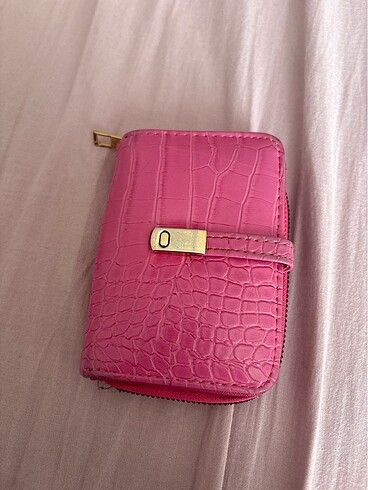 Pembe cüzdan