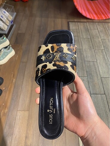 38 Beden LV-Topuklu Ayakkabı