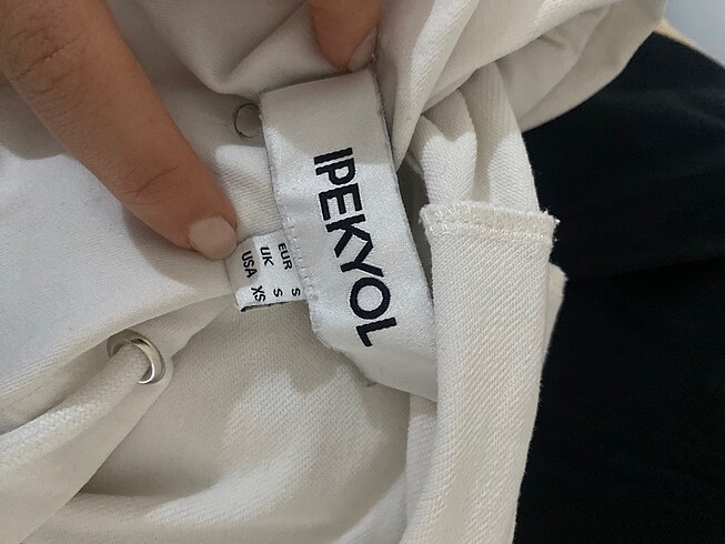 detayli hoodie