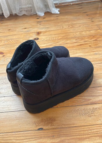 Siyah Kadın ugg Bot - Görsel 3