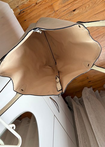 Minimalist Beyaz Deri Kadın Omuz Çantası - Görsel 2