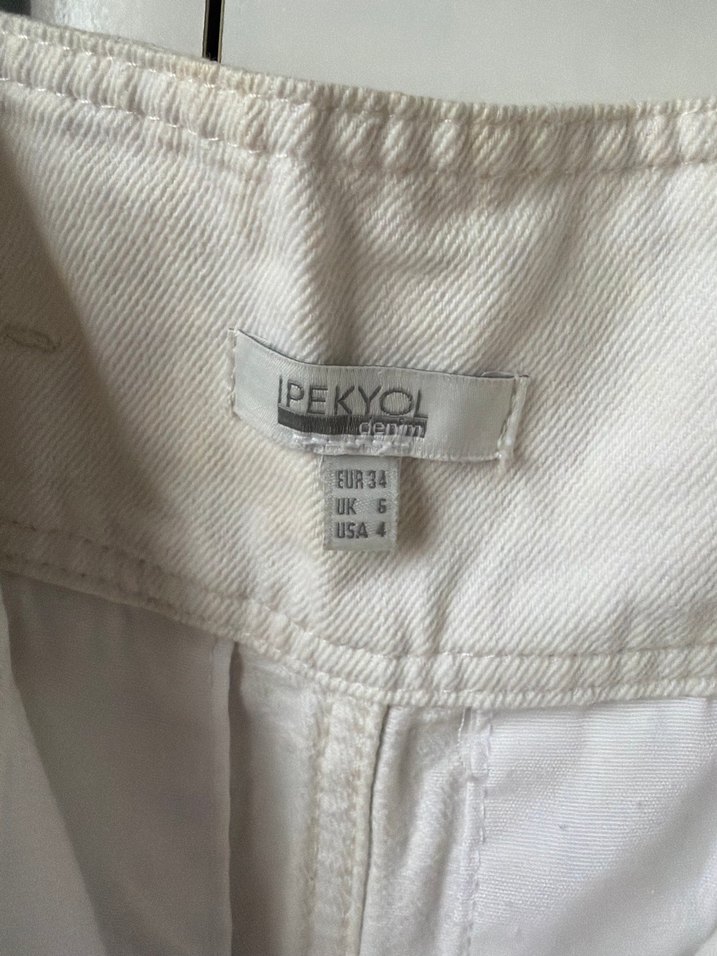 Beyaz Yüksek Bel Kadın baggy jorts - Görsel 3