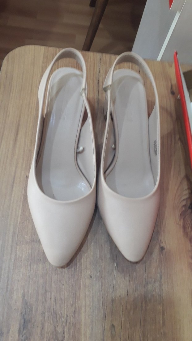 Bej Tokalı Kadın Topuklu Ofis Ayakkabısı - Görsel 3