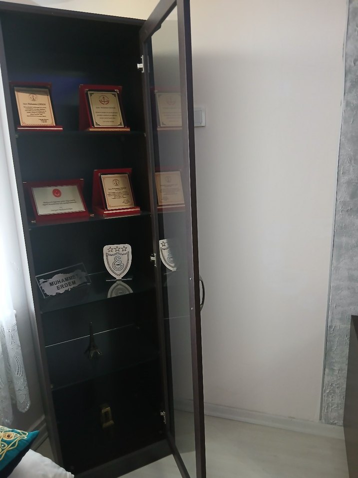 Koyukahverengi dolap - Görsel 3