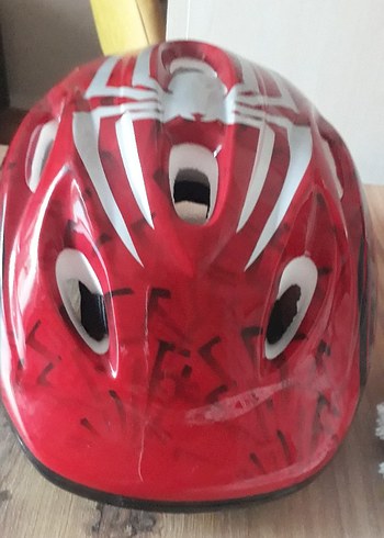 Renkli Baskılı Kırmızı Motosiklet Kaskı - Görsel 2