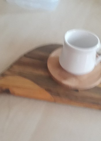 Beyaz Seramik Fincan ve Ahşap Altlık Seti - Görsel 6