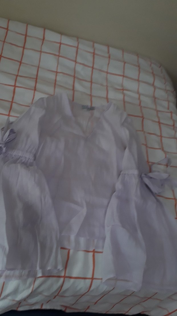 Beyaz V Yaka Kadın Keten Bluz - Görsel 3