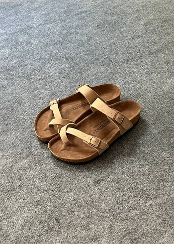 Bej Süet Tokalı Kadın Terlik - Birkenstock