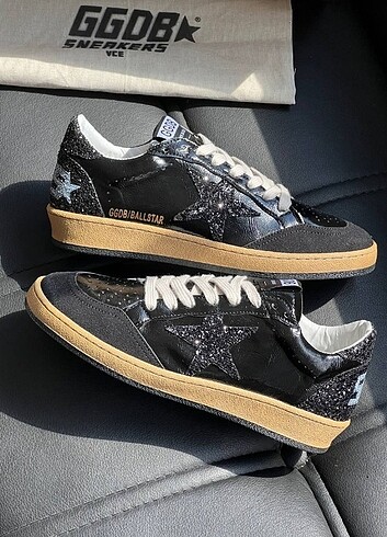 Golden Goose Deluxe BallStar 