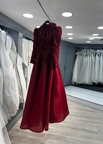 Bordo İşlemeli Uzun Kollu Drapeli Kadın Abiye - Görsel 3