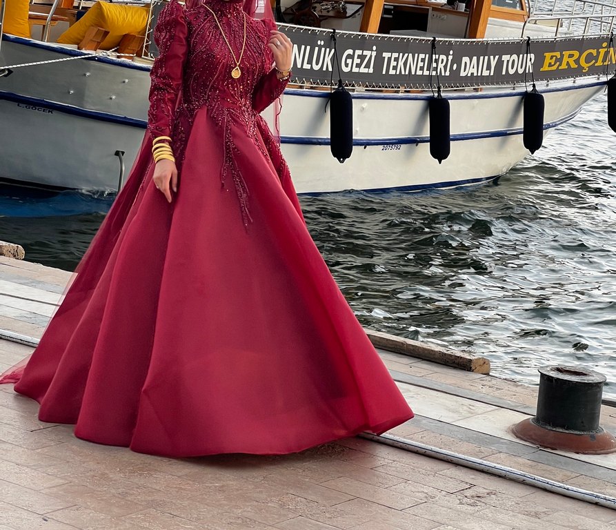 Bordo İşlemeli Uzun Kollu Drapeli Kadın Abiye - Görsel 2