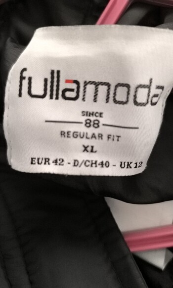 Siyah mont - Görsel 3