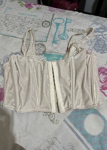 Nakışlı Beyaz Straplez Midi Büstiyer - Görsel 2