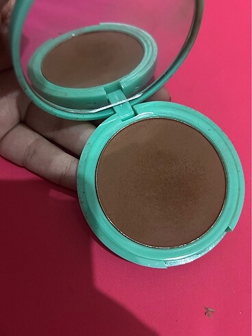 Beden Bronzer