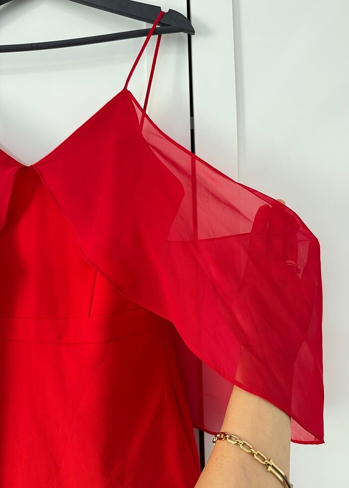 Kırmızı tül detaylı elbise - Görsel 2