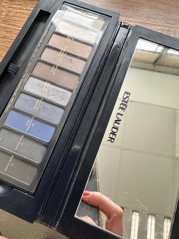 Estée Lauder Koyu Tonlarda Far Paleti - Görsel 2