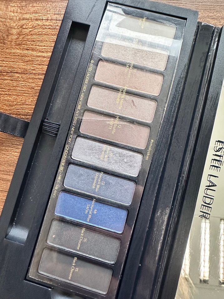 Estée Lauder Koyu Tonlarda Far Paleti - Görsel 4