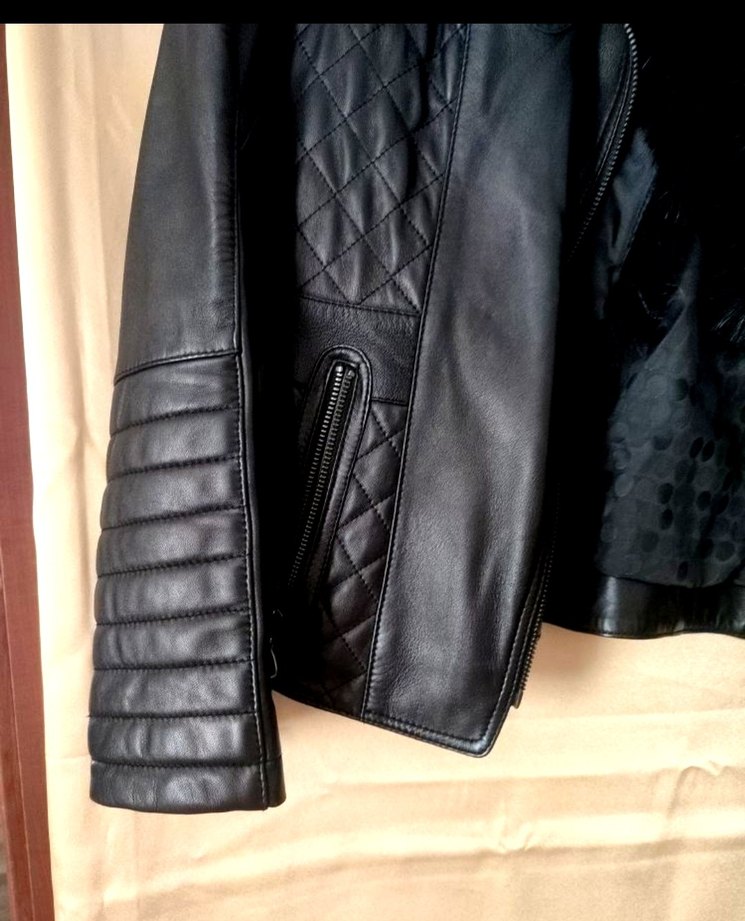 Derimod Siyah Kürklü Gerçek Deri Kadın Biker Ceket - Görsel 4