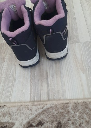 32 Beden Kız Çocuk Mor Cırt Cırtlı Sokak Stili Bot