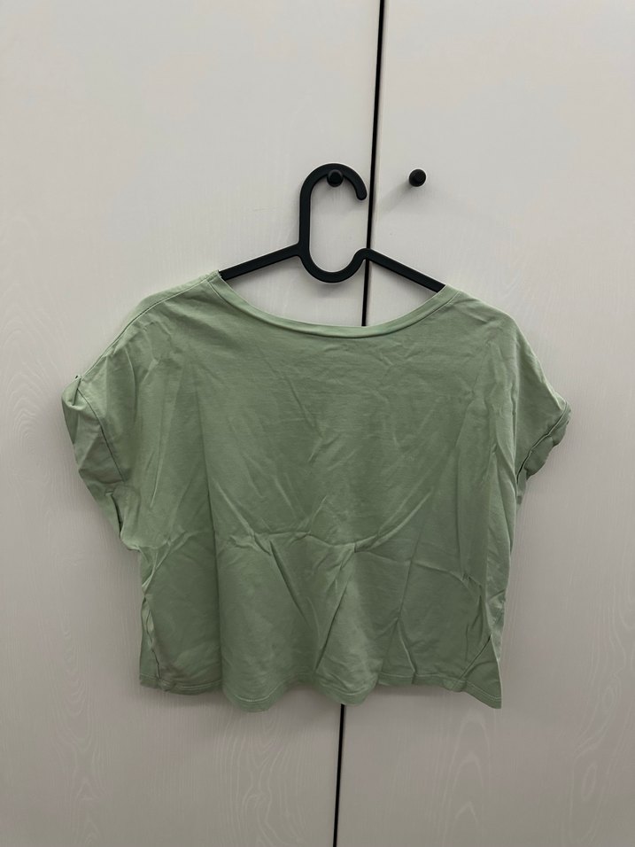 Kadın Yeşil Kısa Kollu Tişört - Görsel 4