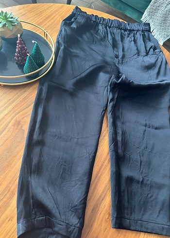 Saten Pantolon Yeni Yıkandı - Görsel 2