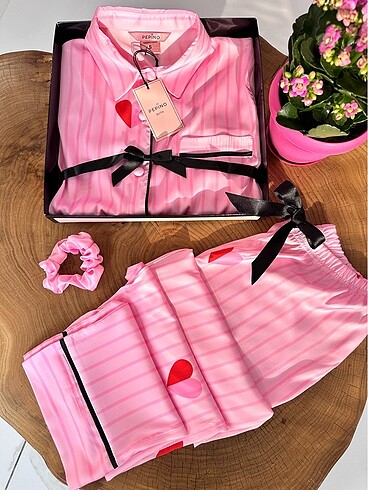 İpek saten pijama takımı