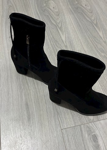 Siyah Süet İpli Blok Topuklu Streç Bot - Görsel 2