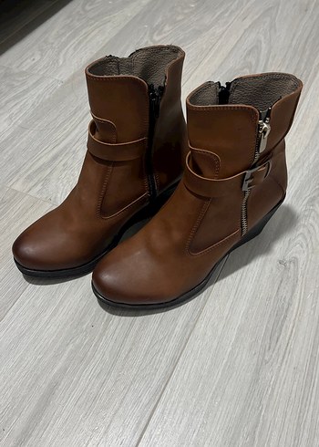 Kahverengi Kadın Deri Dolgu Topuklu Bot - Görsel 3