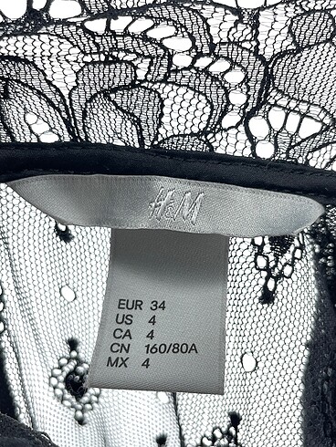m Beden siyah Renk H&M Bluz %70 İndirimli.