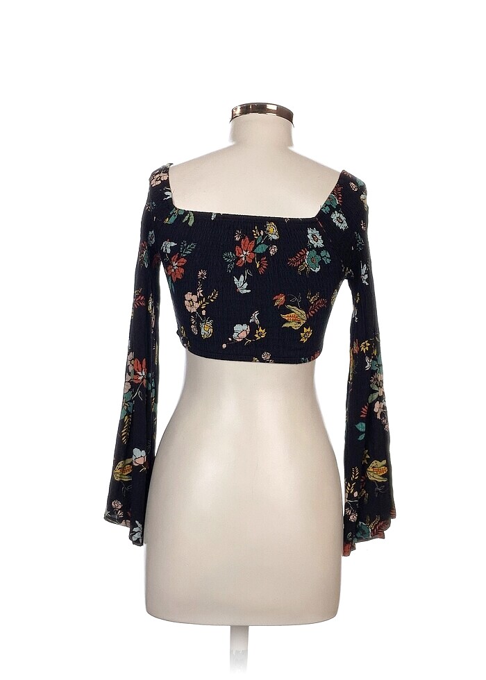 Pull and Bear Bluz %70 İndirimli. - Görsel 3