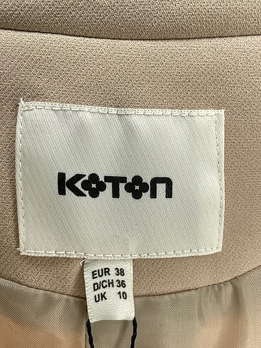 38 Beden çeşitli Renk Koton Blazer %70 İndirimli.