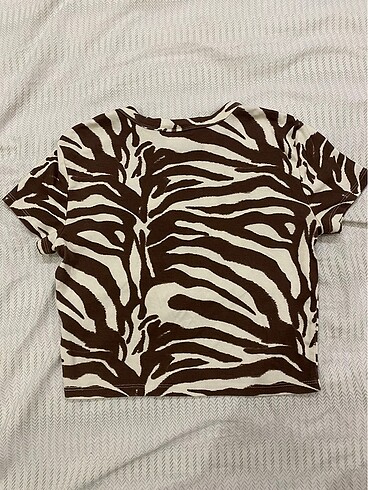 Bershka Berskha crop M beden üst