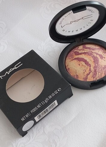 MAC Allık