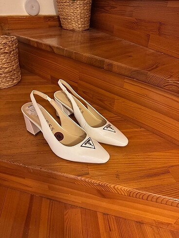 Guess ayakkabı 38