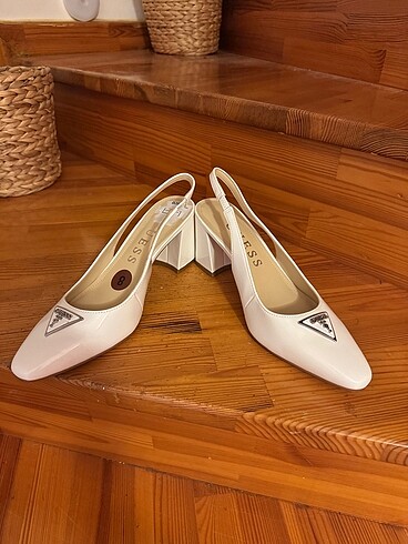 Guess Guess ayakkabı 38